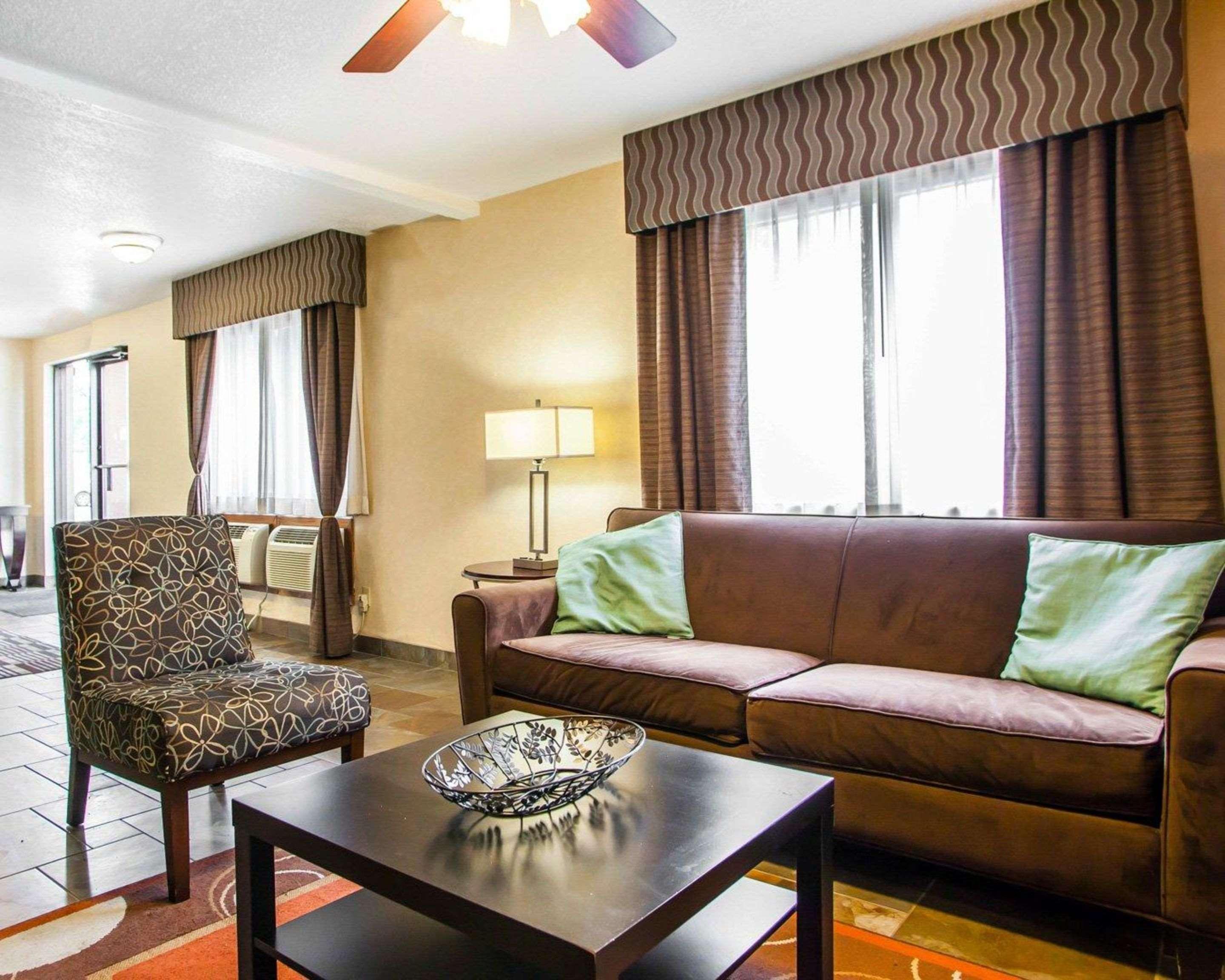 Quality Inn & Suites Ankeny-Des Moines Exterior photo